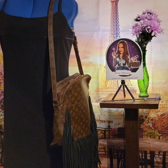 🔷️Louis Vuitton Vintage Boho Bag w/ Fringe - Picture 2 of 12
